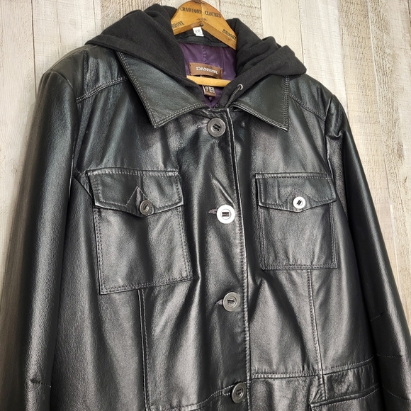 Women's Black Danier Leather Jacket. Size XXL. - Picture 3 of 15